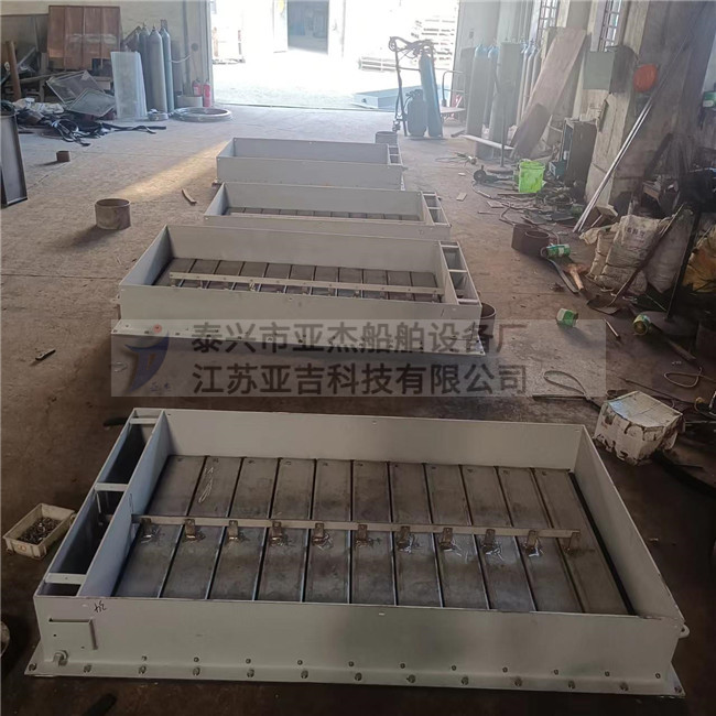 2022.10.22手動遮光百葉窗生產(chǎn)現(xiàn)場